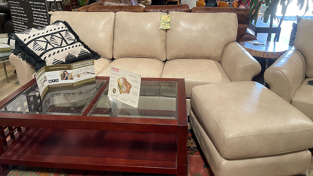 At Auction: Arizona Leather Co Modern Leather Sofa & Ottoman