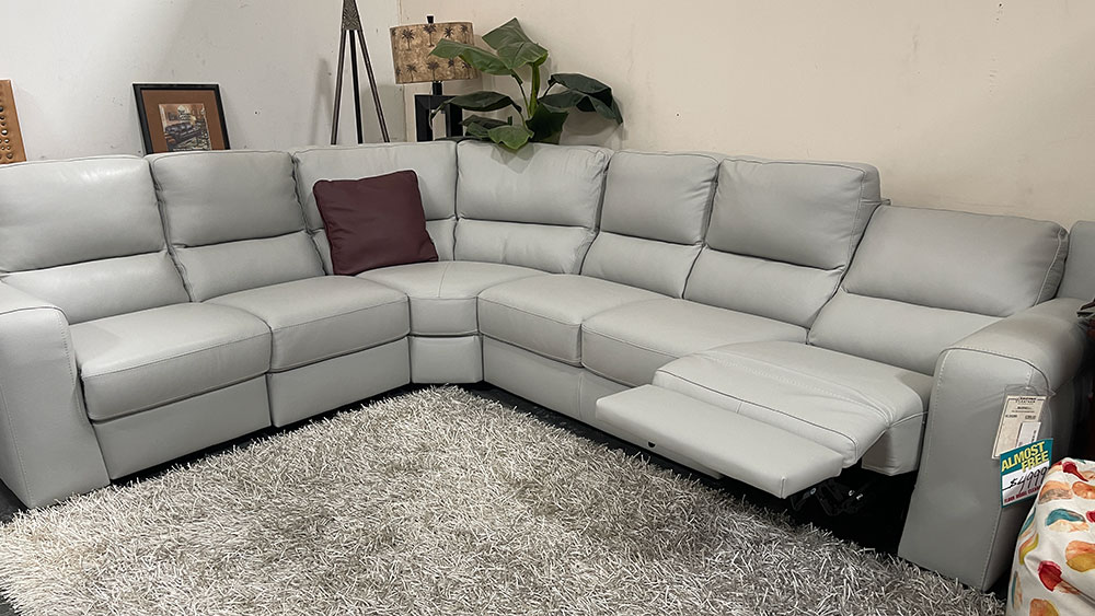 Leather furniture deals warehouse