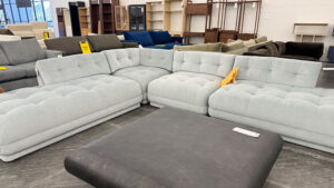 Crate & Barrel Outlet Hot Sale Event Image